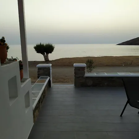 Holiday home Sea Breeze House Kythnos